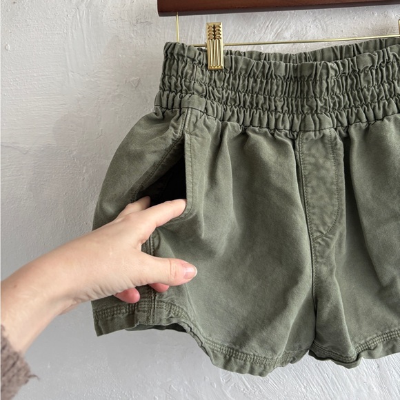 Aerie Babewatch High Waist Pull On Olive Women's Shorts - Picture 4 of 9